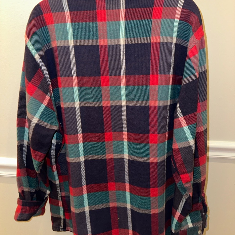 90’s St. John's Bay Multicolor Plaid Button-Down Flannel Shirt - Picture 2 of 3
